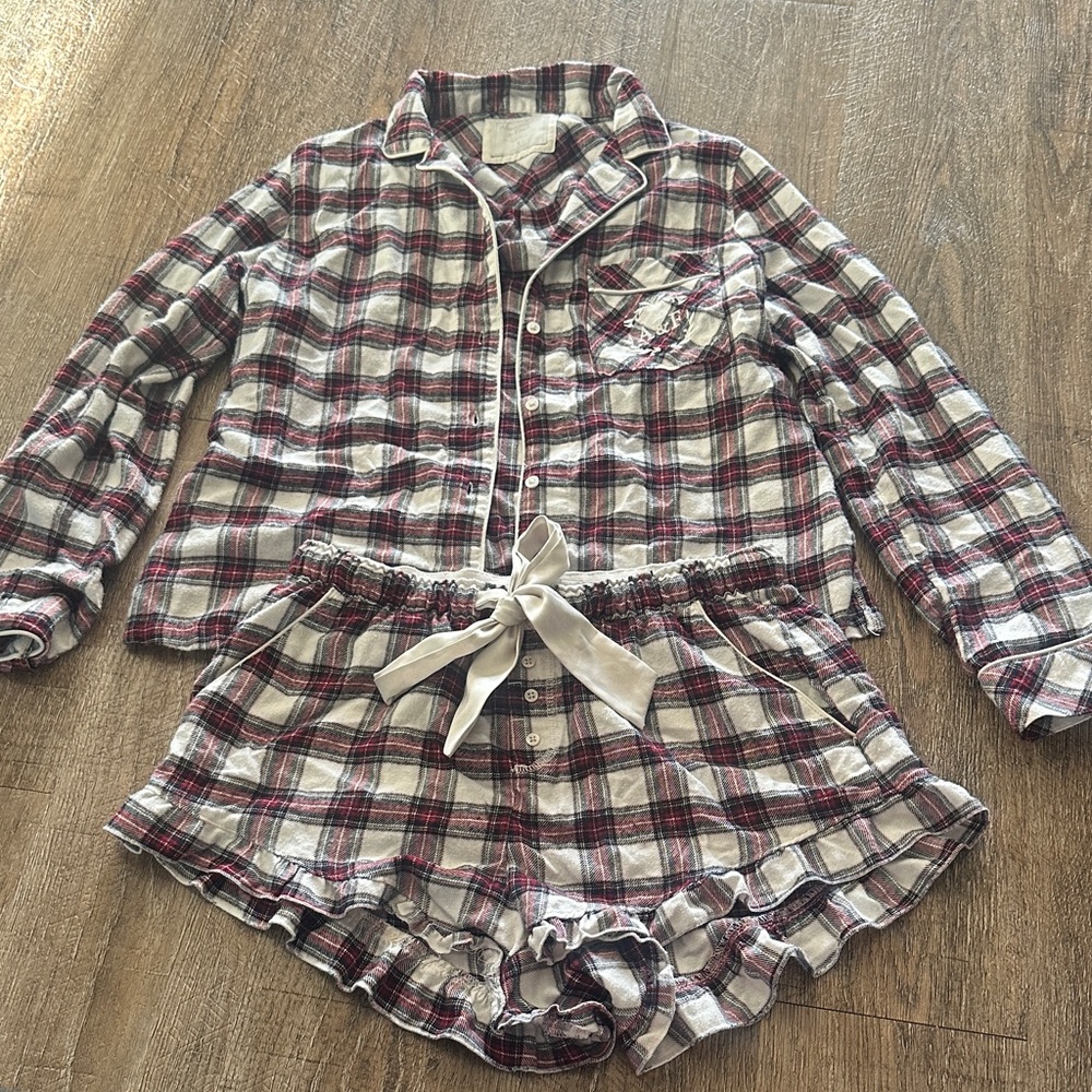 Abercrombie & Fitch Red and White Plaid Pajama Set - Flannel shorts set